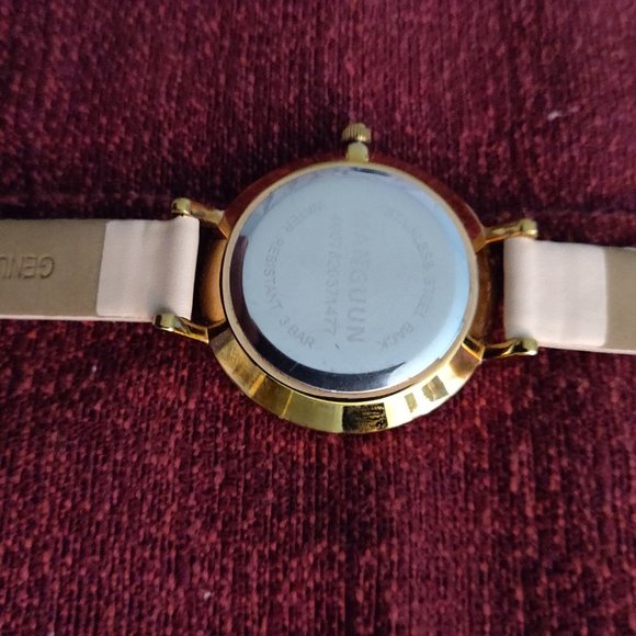 Amaze-Zing (B4) Sale!! #199 Manguun Watch - Picture 4 of 8